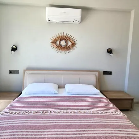 Rhebas Villa